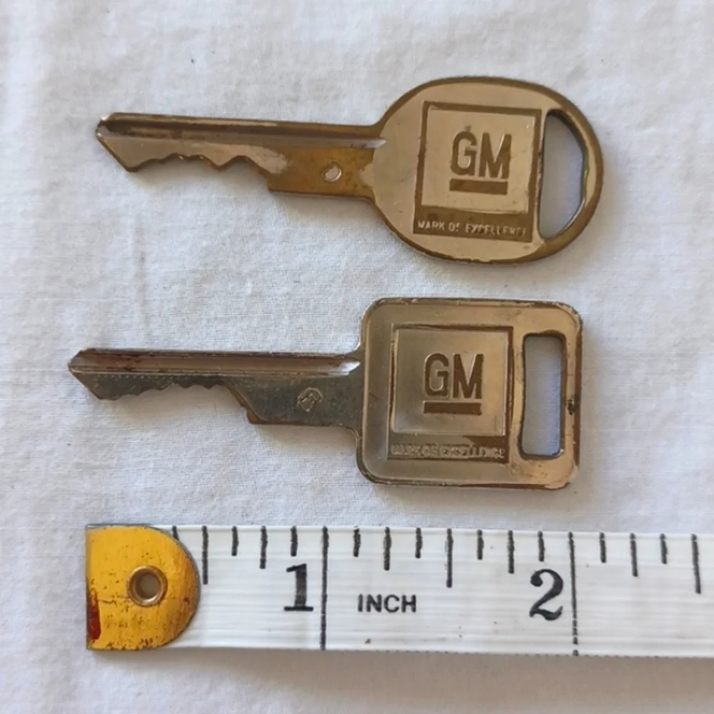 1 PAIR of Vintage GM 70s Chevy Van Keys Door & Ignition